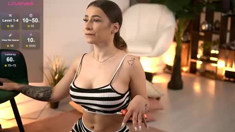 AvaReed online show from April 21, 4:08 am