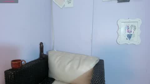 avawhiite online show from September 20, 9:18 pm