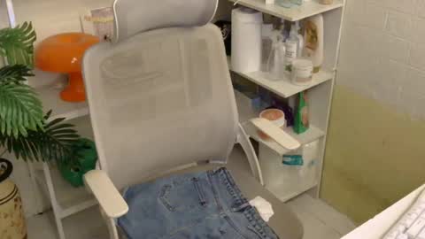 Rhian online show from July 28, 4:39 pm