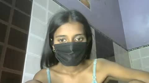 avery_lust01 online show from April 22, 6:42 am