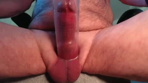 avi8r online show from May 20, 9:10 pm