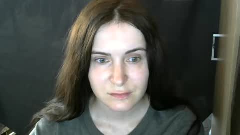 avialenne online show from May 23, 2:13 pm