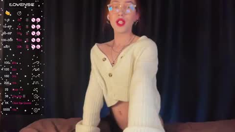 avril_pearly_ online show from February 15, 10:52 pm