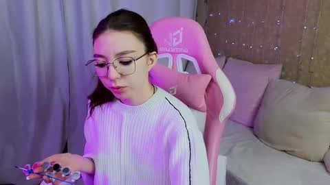 Avy online show from January 9, 10:43 am