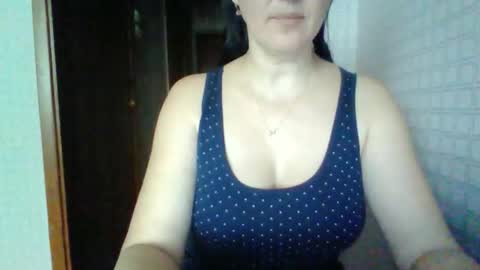 awesomeladyy online show from December 18, 9:04 am