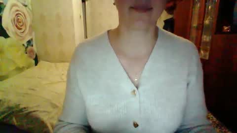 awesomeladyy online show from January 22, 2:35 pm