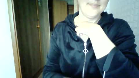 awesomeladyy online show from May 11, 8:43 am