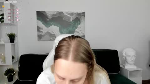 Emily online show from March 5, 5:29 am