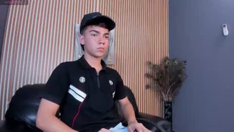 axeel_frost online show from August 6, 2:53 am