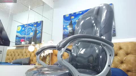 Axel online show from February 12, 9:13 am