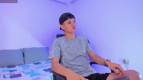 AXEL online show from October 23, 12:06 pm