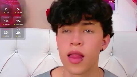 Axel Evanss online show from February 27, 1:37 pm