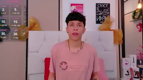 Axel Evanss online show from December 19, 1:50 pm