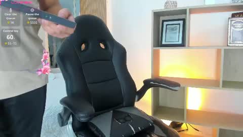 axel_grey_ online show from June 27, 12:44 pm