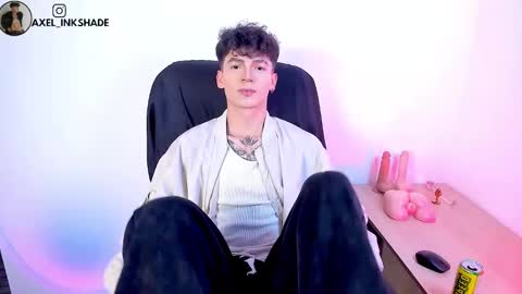 Axel online show from March 5, 3:15 am