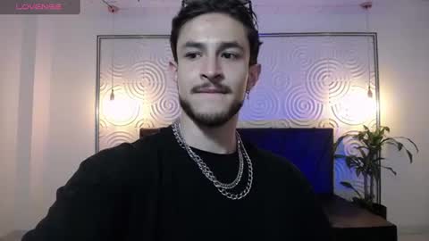 axel_porn_1 online show from July 23, 12:36 pm