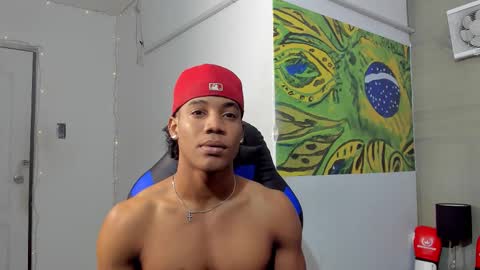 AXEL SILVA online show from November 18, 12:30 pm