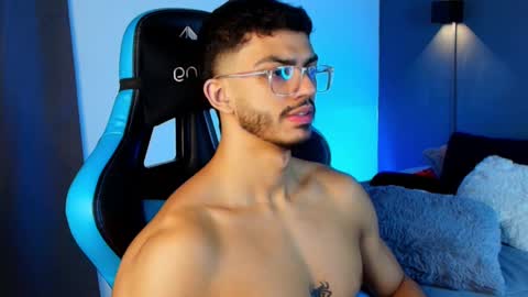 axel stein NEW ACCOUNT online show from March 5, 3:40 am