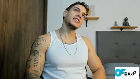 INDEPENDENT MODEL  online show from March 29, 4:47 am