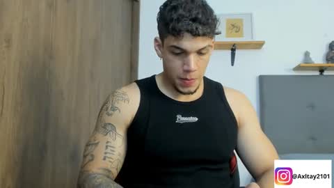 INDEPENDENT MODEL  online show from March 28, 2:57 am