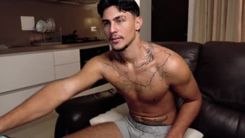 axelblack7 online show from January 12, 10:28 pm