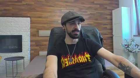 AxelColton online show from November 3, 11:44 am