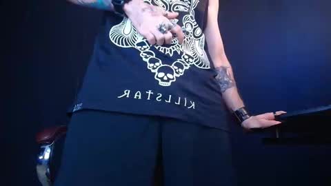 AxelColton online show from March 9, 5:44 am