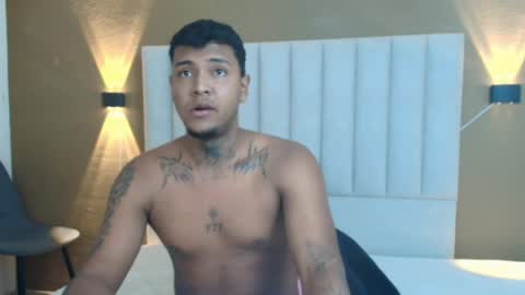 Axell online show from April 11, 11:25 am