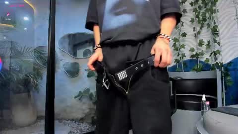 Axel  online show from July 28, 11:50 am