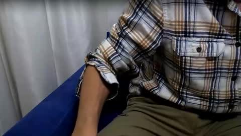 Axl online show from September 21, 12:03 am