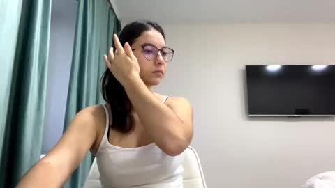 Allison online show from November 18, 8:17 am