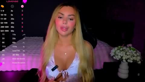  Ayla Demir  online show from May 21, 8:26 pm