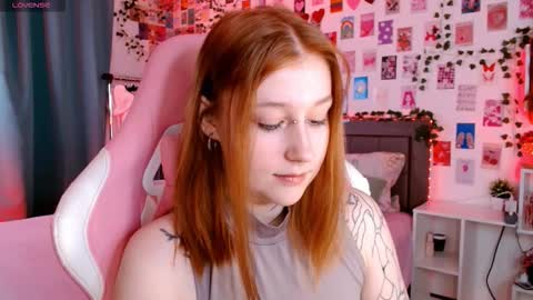 Ayla hill online show from November 8, 3:20 am