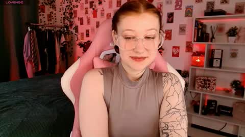 Ayla hill online show from October 12, 3:21 am