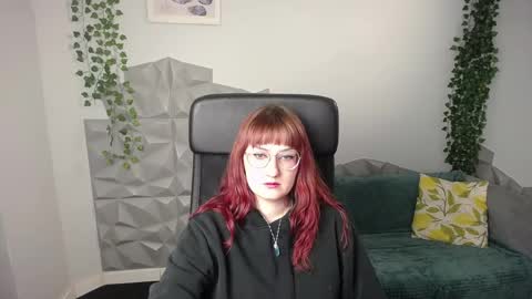 aylin_xxx online show from April 21, 12:45 pm