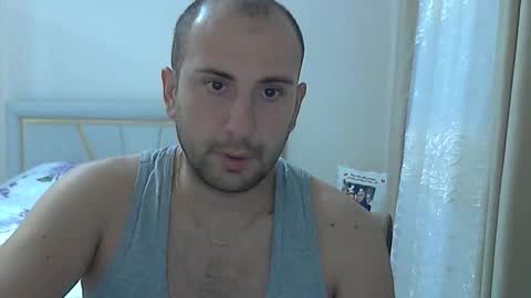 Snapshot of aymax95 chatting on October 15, 3:46 pm AYBOY online show from October 15, 3:46 pm