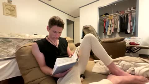 ayr129 online show from March 2, 5:44 am