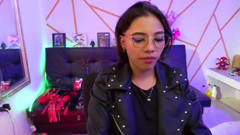 sofia online show from December 14, 11:44 pm