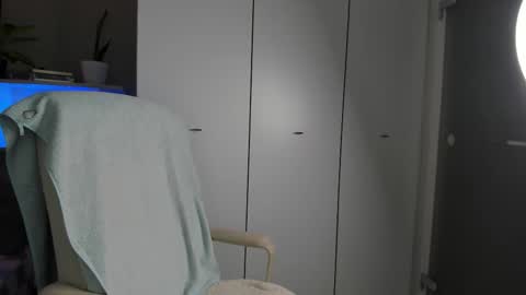 Sofia online show from September 23, 1:49 pm