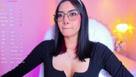 Azura online show from April 22, 7:32 pm