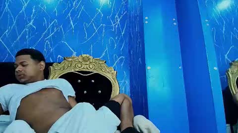 Azza 23 online show from March 5, 5:05 am