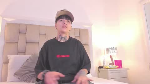 Anny online show from February 2, 10:44 am