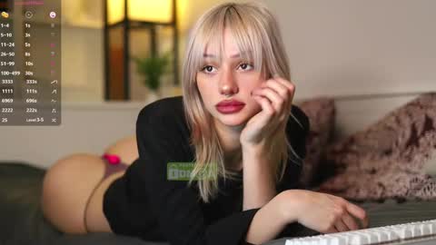 Hey  Im your angel Holly online show from March 11, 5:57 pm