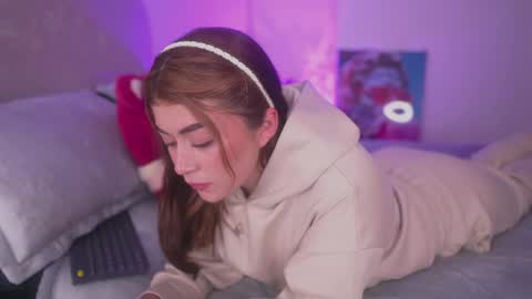 Samanta online show from April 25, 6:37 am