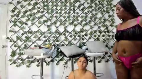 hotgirls online show from October 1, 11:42 am