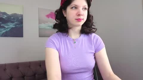 Evalena maybe just Eva online show from May 9, 5:24 am