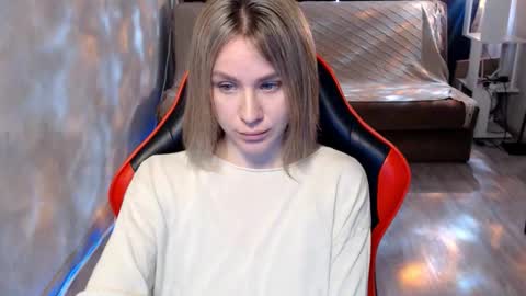 baby_kitte online show from March 12, 4:49 am