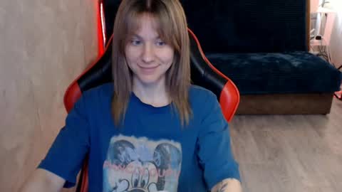 baby_kitte online show from June 5, 6:52 am