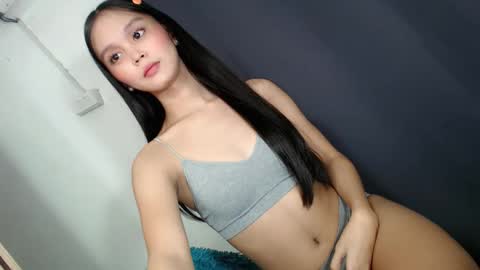 Snapshot of baby_zoexx chatting on September 19, 10:24 pm baby_zoexx online show from September 19, 10:24 pm