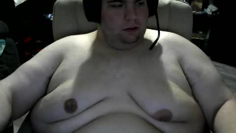 Gaymerguy1995 online show from May 11, 5:47 am